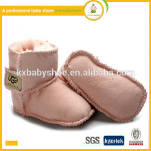 Fabricante 2015 Venta al por mayor caliente micro gamuza niños zapatos suave único bebé botas de cuero zapatos